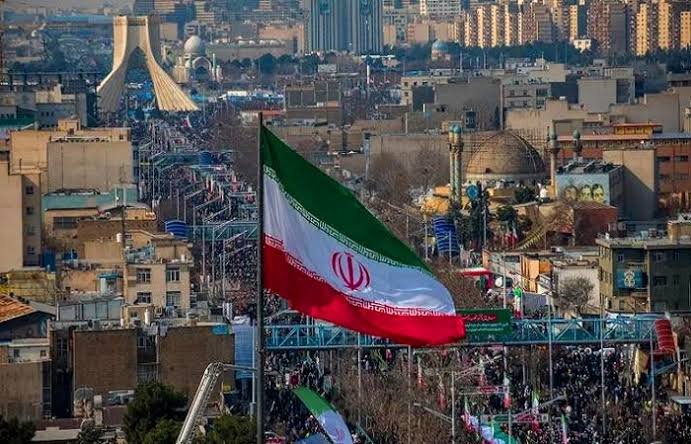 الرئيس الأمريكي دونالد ترامب خلال تصريحاته بشأن تخلي إيران عن كثير من خطط السلاح النووي واتخاذ قرار بشأنها.